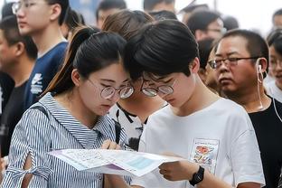 又是失望的一季！本西出战15场再遭赛季报销 场均6.1分？♂️